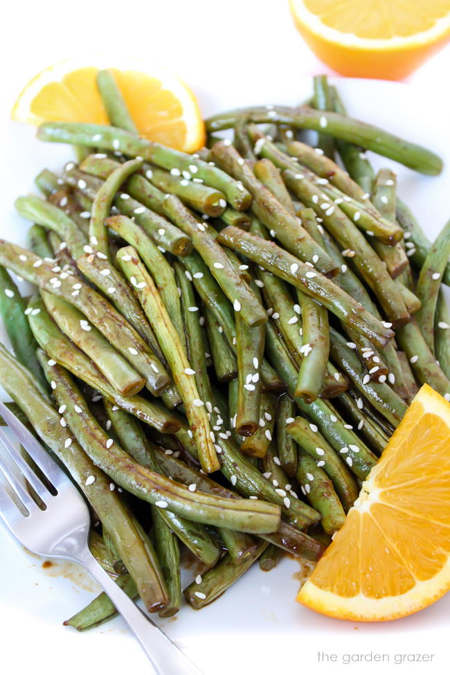 https://www.thegardengrazer.com/wp-content/uploads/2014/11/hoisin-roasted-green-beans-75.jpg