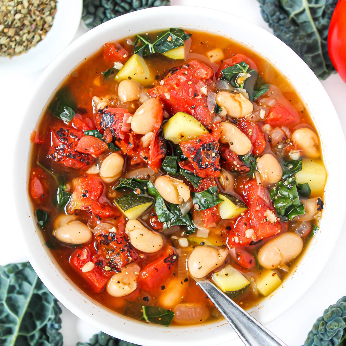 Kale, Tomato & Vegetable Soup